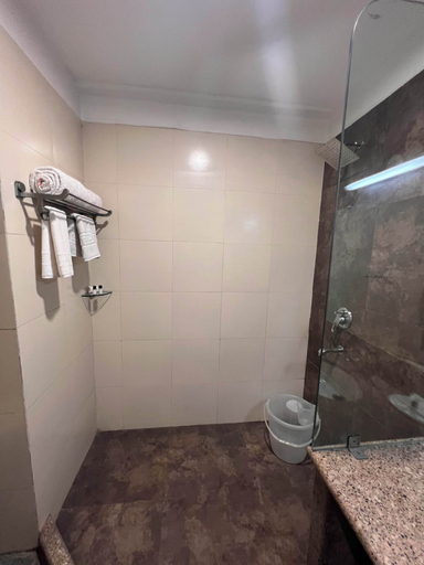Bathroom 4, Hotel SB Castle, Kanpur Nagar