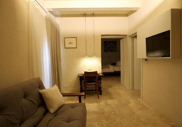 Others 5, The King George Village Boutique Living