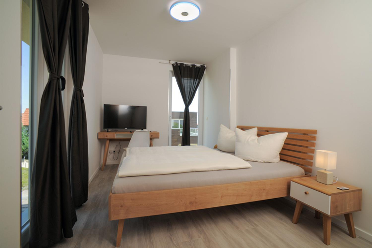 Bedroom 2, Designapartments Die besondere ART - Sennhutte 7, Harz