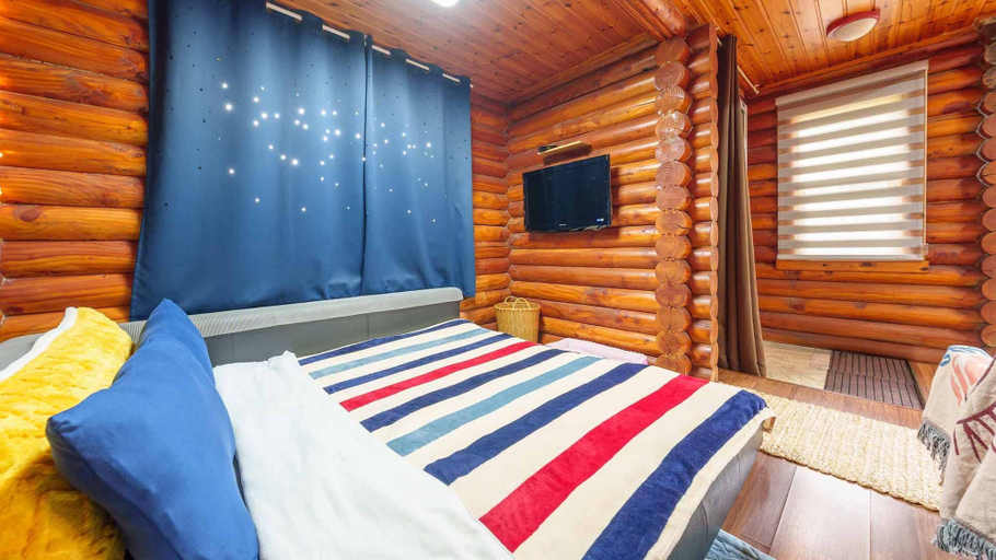 Bedroom 3, Pocheon Arumdri Pension, Pocheon