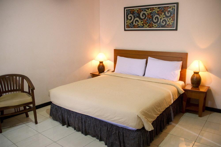 Bedroom 2, Magnum Resort & Hotel, Banyumas