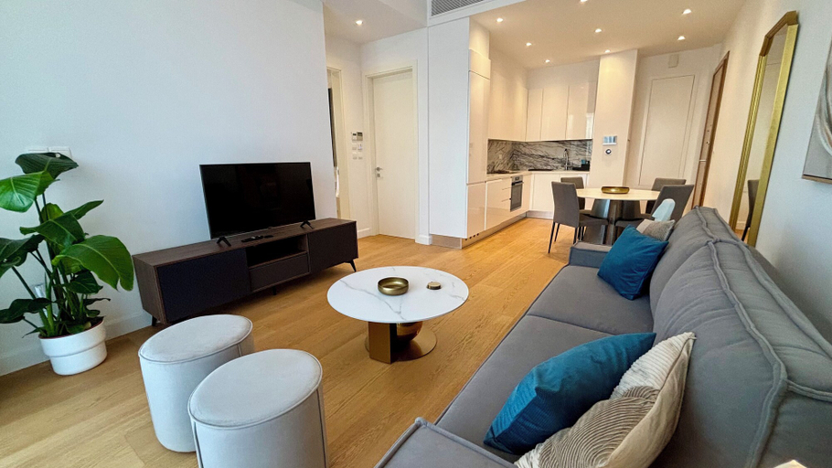 Others 4, Oxford House Apt by TrulyCyprus