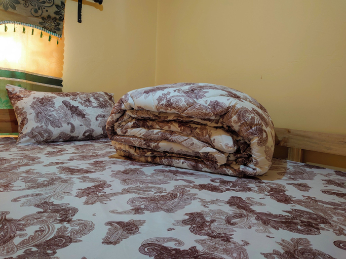 Bedroom 4, Sero Safaris Hostel, Meru