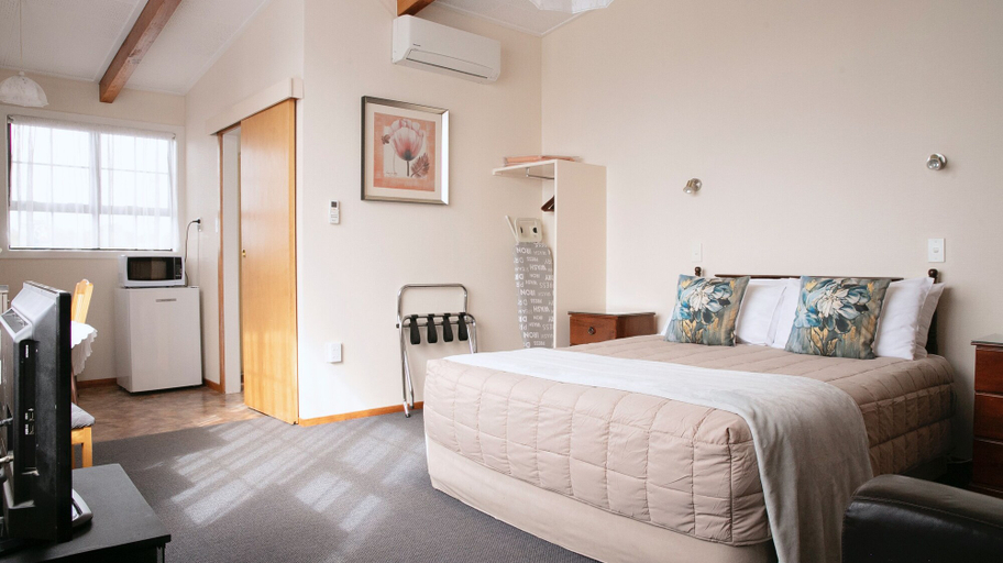 Bedroom 3, Tuki Tuki Motel, Central Hawke's Bay