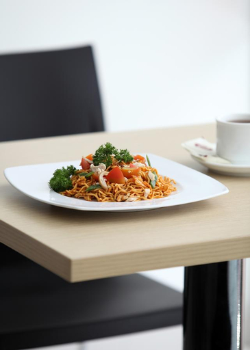 Food & Drinks 30