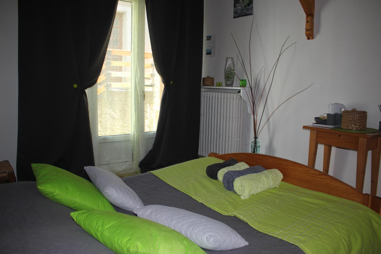 Bedroom 2, Chambre d'hote de la Fage, Lozère