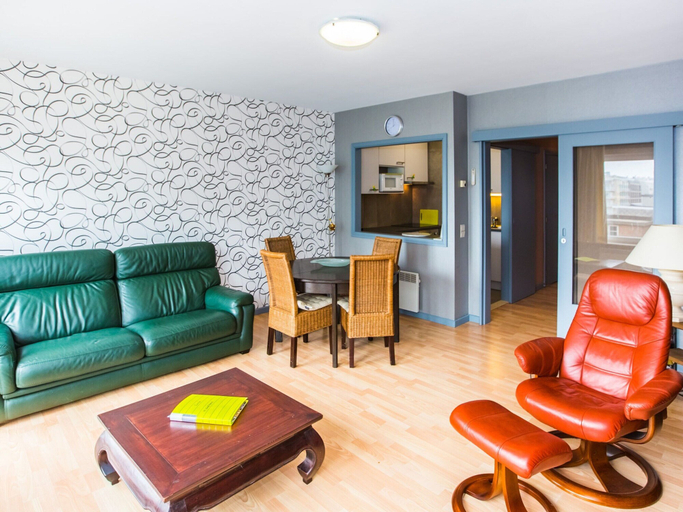 Living room 2, Apartment on the 6th Floor With sea View, West-Vlaanderen