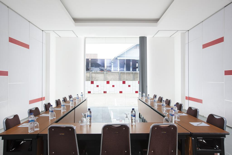 Business Facilities 21