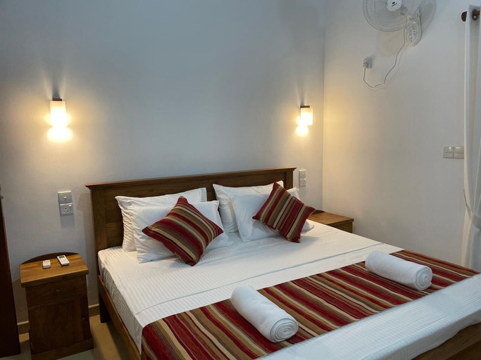 Bedroom 3, Cenreeza Airport Villa, Katana