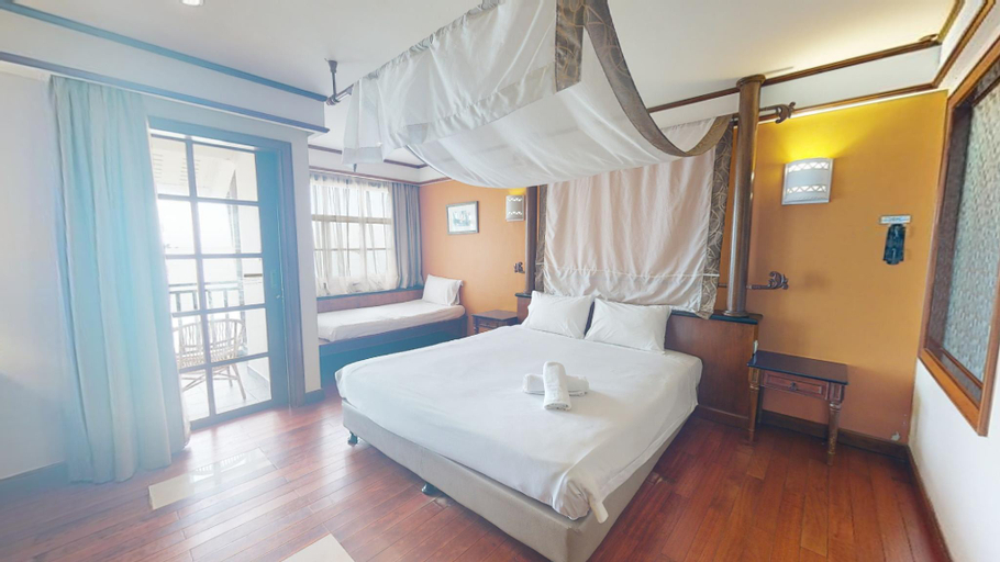 Bedroom 3, Executive Full Seaview Water Chalet Private UnitPD, Port Dickson