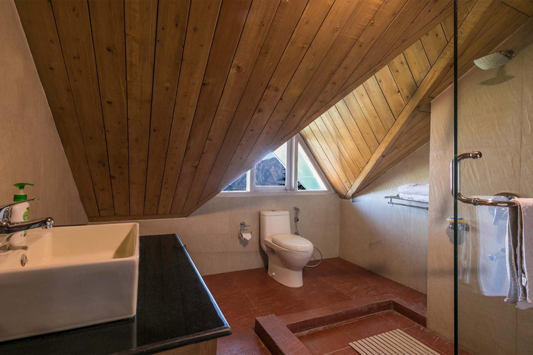 Bathroom 2, StayVista at The Corner House - Pet Friendly Villa, Shimla