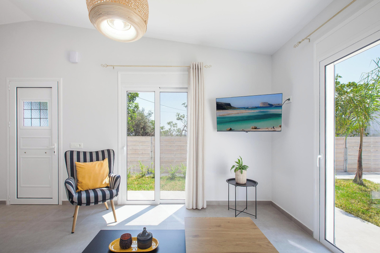 Others 5, Peponas Residence, Crete