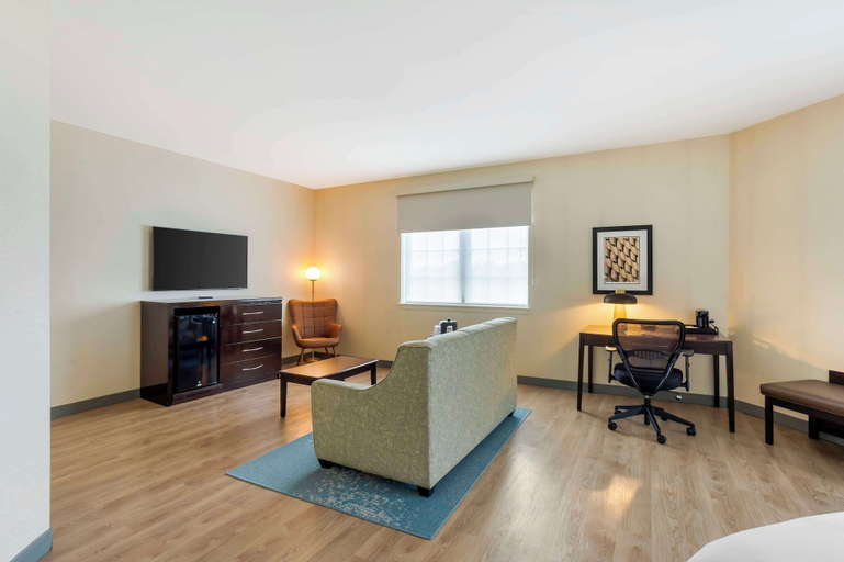 Bedroom 3, The Prussia Hotel, Best Western Signature, Montgomery