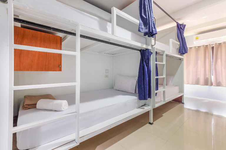 Bedroom 13
