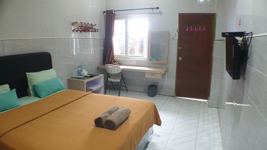 Bedroom 1, Nasional Hotel, Nias
