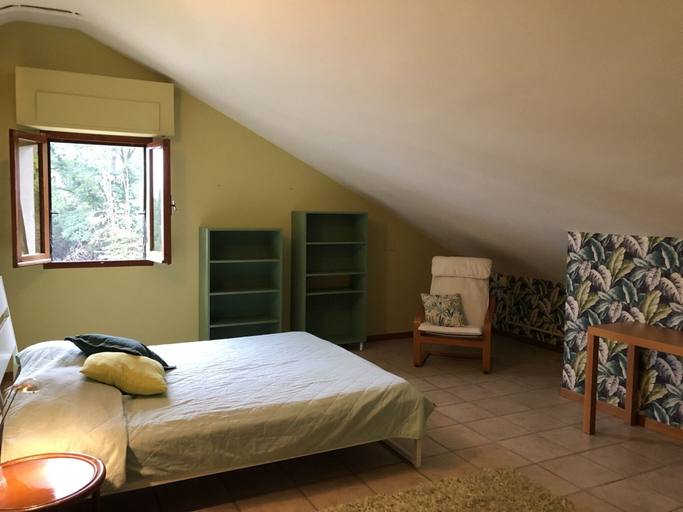 Bedroom 2, Modern Poolside Home in Pescia, Pistoia