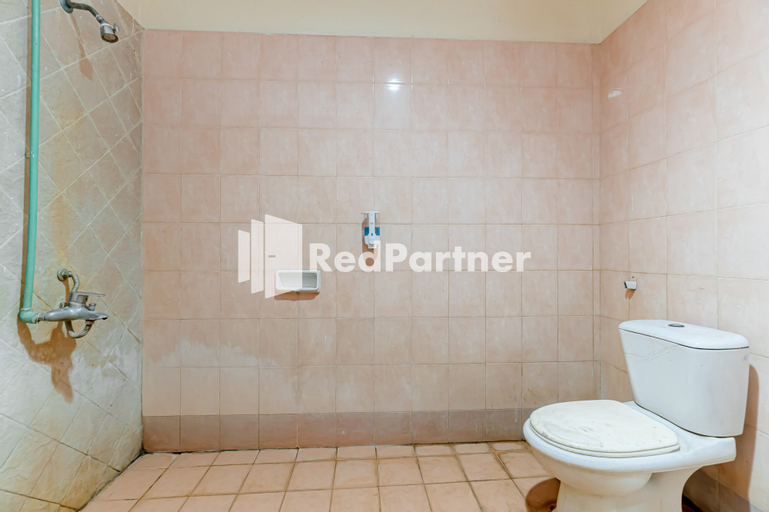 Bathroom 4