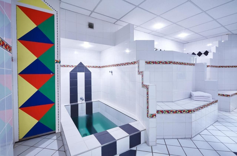 Bathroom 5, Bernstein Villa Kastania, Berlin