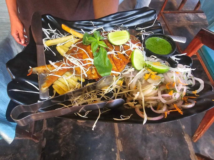 Food & Drinks 5, Sydney X cafe and Huts, North Goa