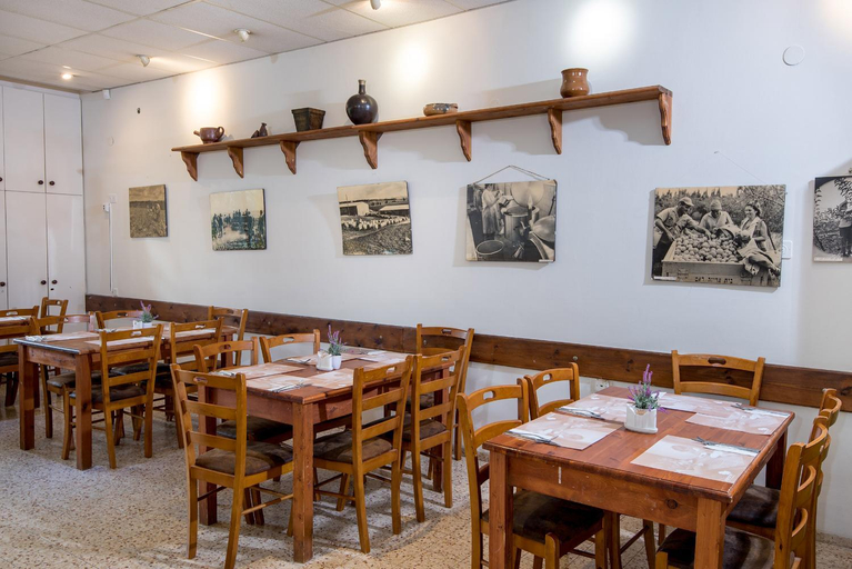 Food & Drinks, Zohar Badeshe