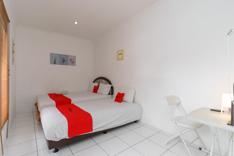 Bedroom 3, RedDoorz near RS Mitra Keluarga Depok, Depok