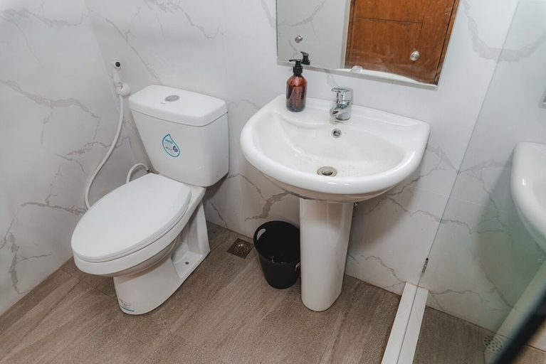 Bathroom 4, Villa Adara by Araw Residences, Alfonso
