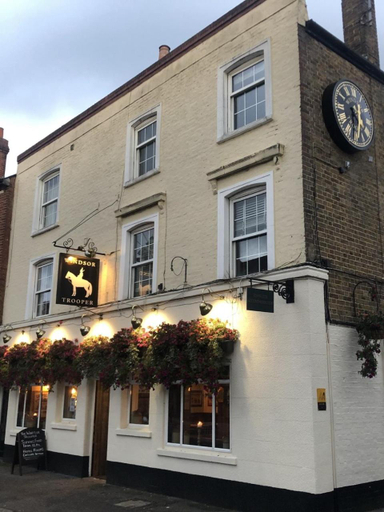 Exterior & Views 1, The Windsor Trooper, Slough