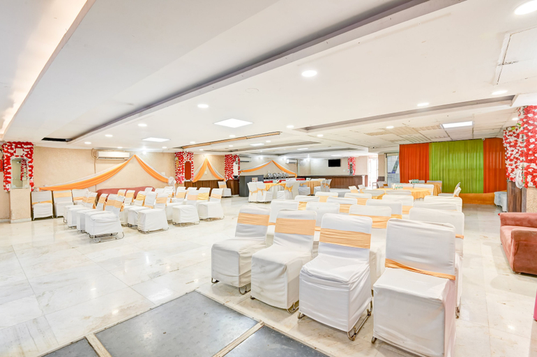 Food & Drinks 4, Hotel Marks INN & Banquet, Gautam Buddha Nagar