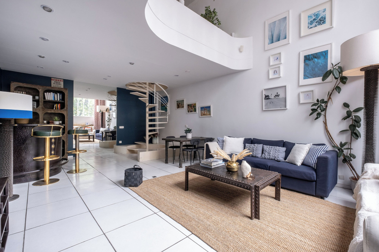 Others 4, Luxueux Loft aux pieds des Champs, Paris