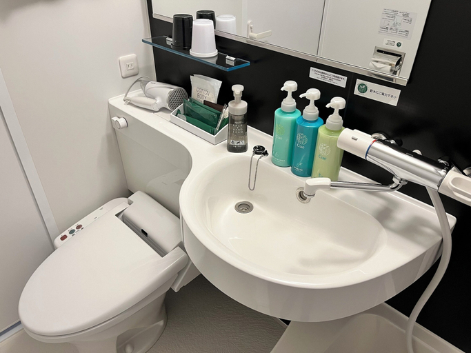 Bathroom 4, Hotel Route Inn Miyakonojo, Miyakonojō