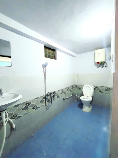 Bathroom 3, Goroomgo Buransh home stay Rishikesh, Uttarkashi