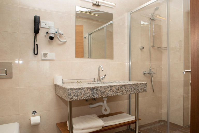 Bathroom 3, BUSINESS EXPRESS HOTEL, Çerkezköy