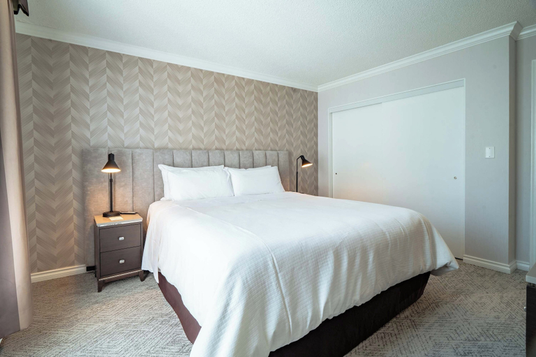 Bedroom 3, La Grande Residence Vancouver at The Sutton Place Hotel, Greater Vancouver