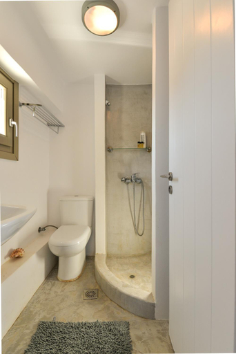 Bathroom 2, Miramare Suites Mykonos, South Aegean