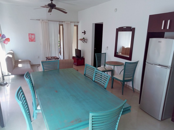 Dining Room 4