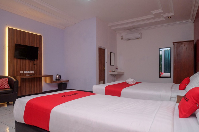 Bedroom 13