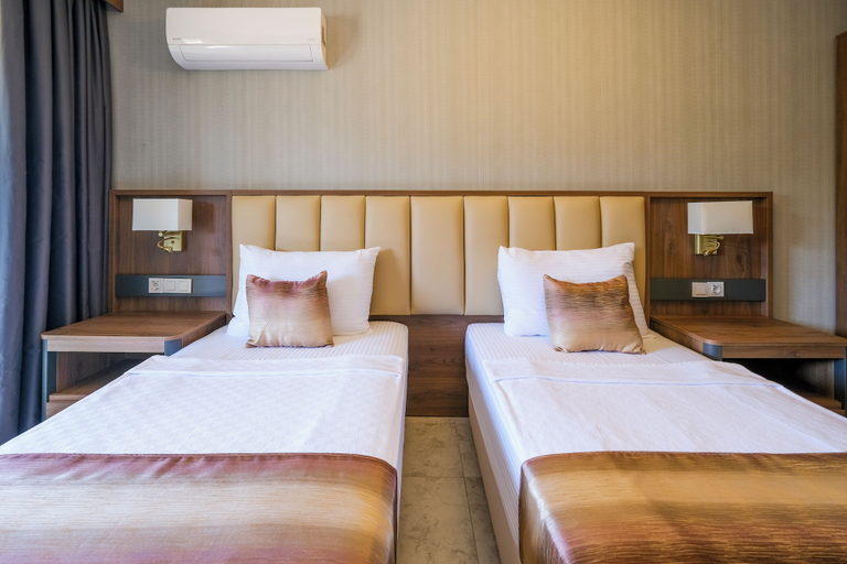 Bedroom 5, Days Inn By Wyndham Alanya, Alanya