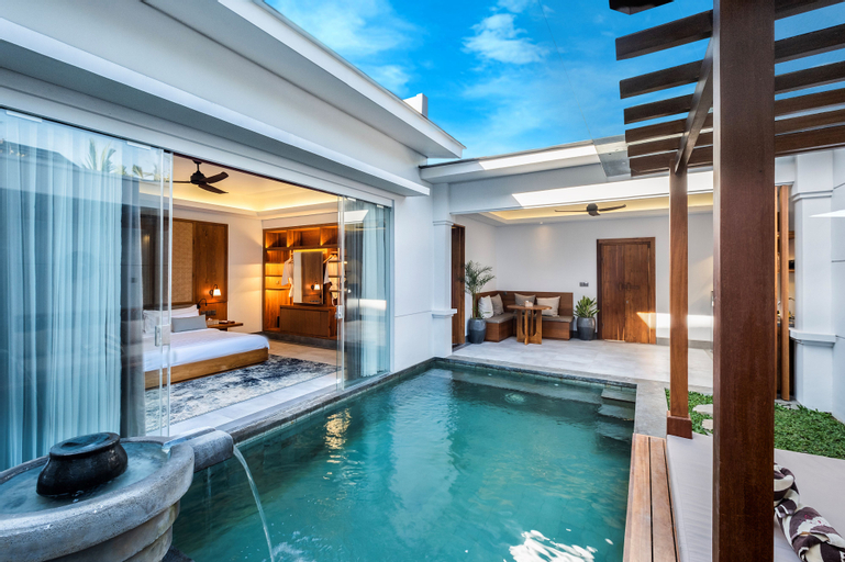 Swimming Pool 4