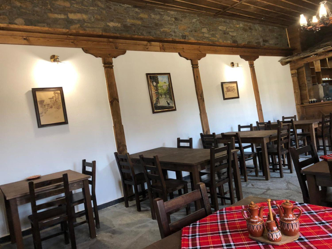Others 2, Пачаловата къща, Garmen