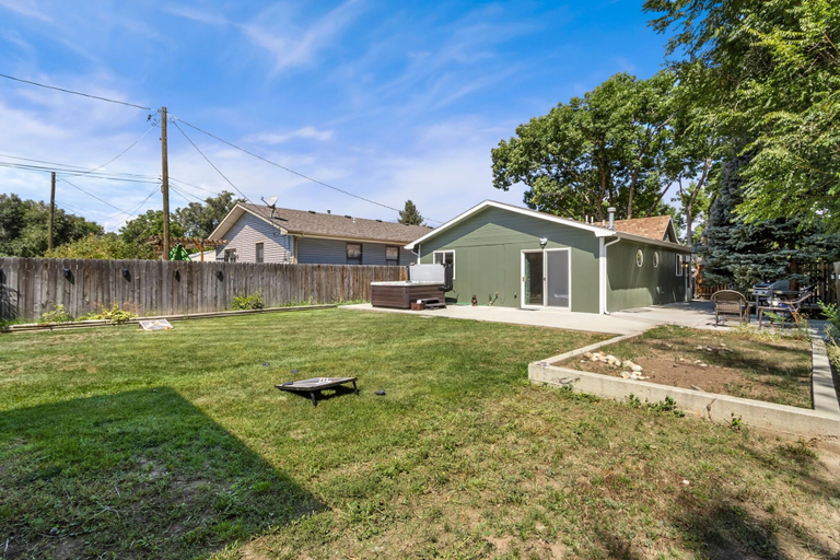 Exterior & Views 2, Downtown Windsor Home With Hot Tub & Pool Table, Weld