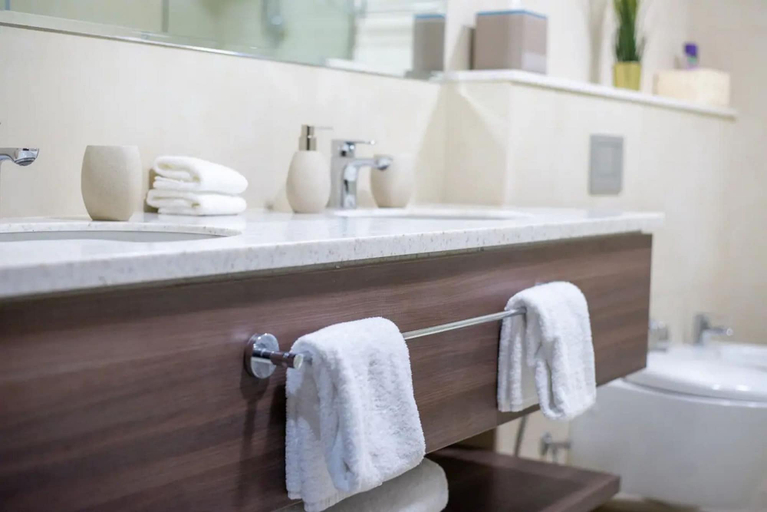 Bathroom 3, GLOBALSTAY. Avani Palm View, Dubai