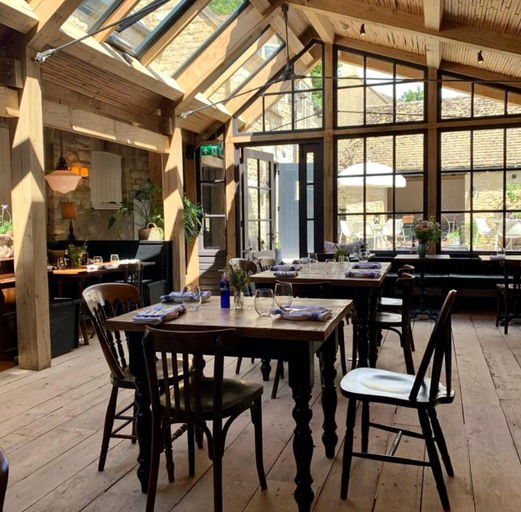 Food & Drinks 2, Royal Oak Ramsden, Oxfordshire