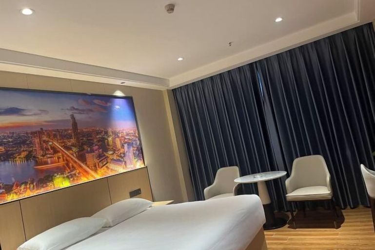 Bedroom 1, Huifeng Hotel, Shaoguan