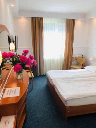Bedroom 2, Hotel Taurus, Kętrzyn
