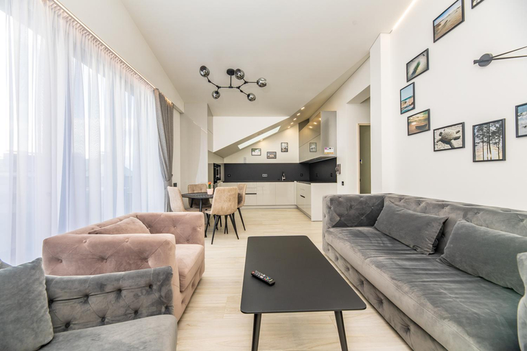 Others 4, M50 Apartments, Palangos