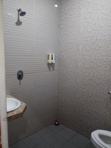 Bathroom 5, Hotel Permata Purwakarta, Purwakarta