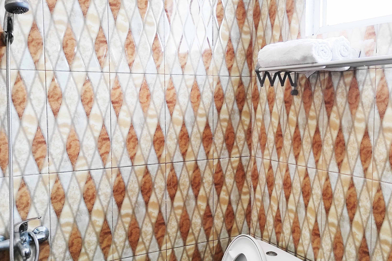 Bathroom 3, Pertiwi Homestay Near Museum Angkut Batu, Malang