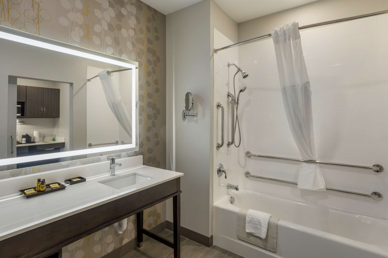 Bathroom 4, Best Western Plus Executive Residency Antioch Inn, Davidson