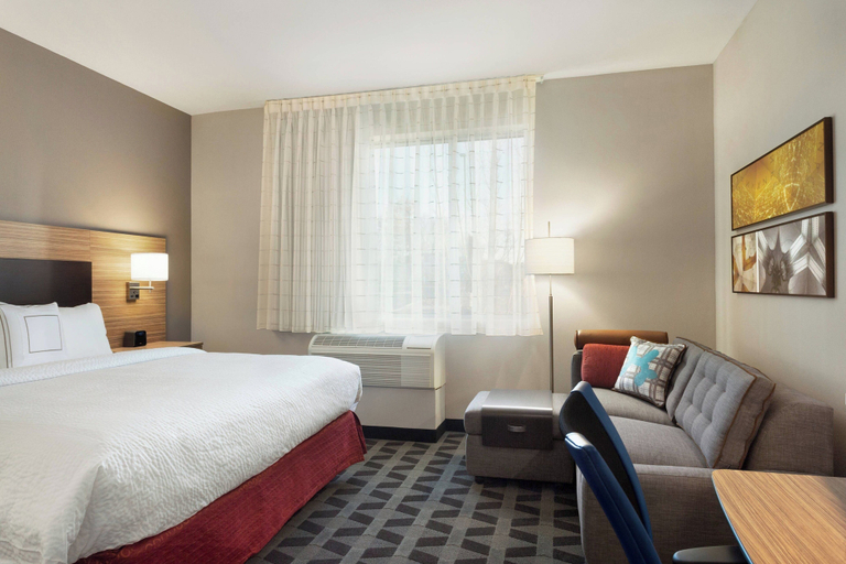 Bedroom 4, TownePlace Suites by Marriott Memphis Southaven, Desoto