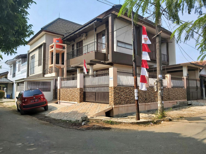 Exterior 1